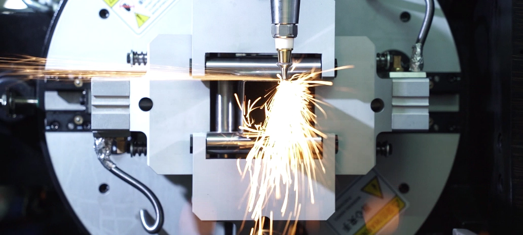 V12 High-Speed Tube Laser Cutting Machine (3).webp