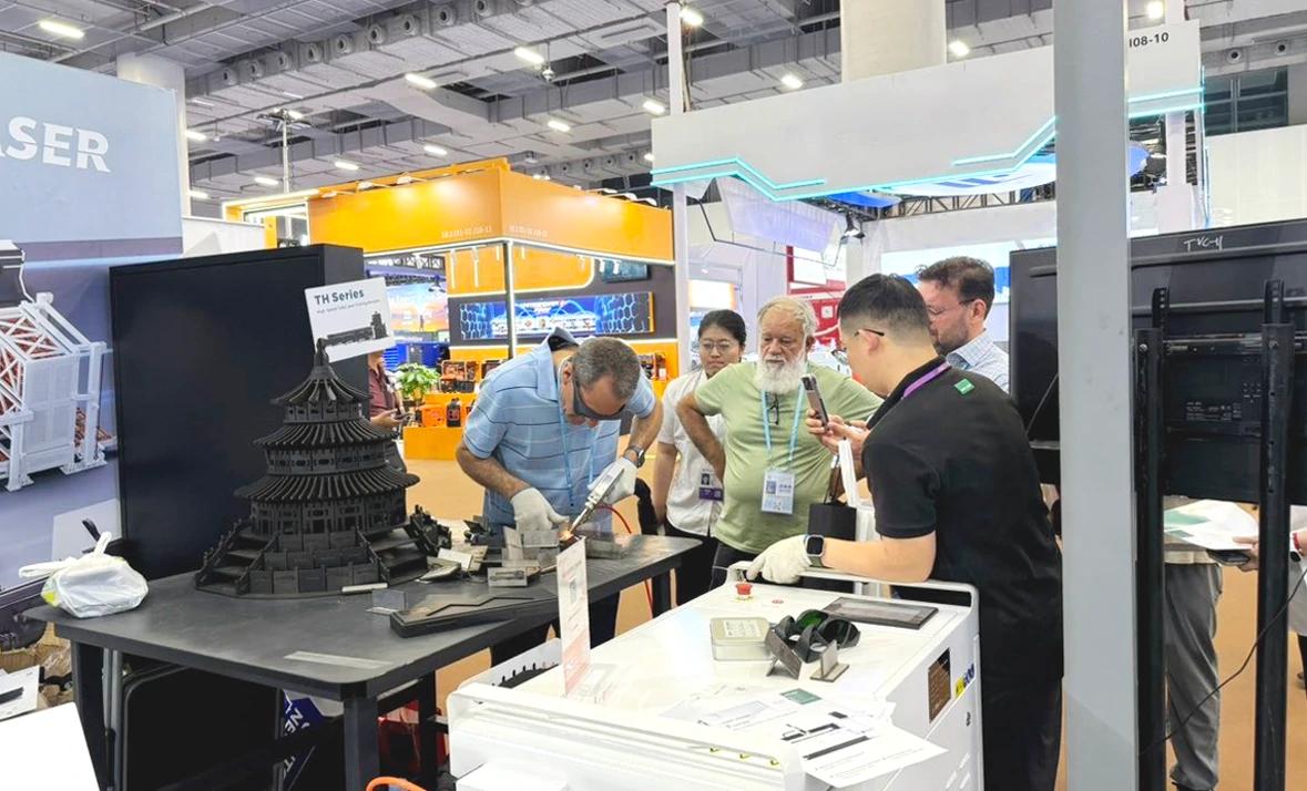 AORE Laser at 138th Canton Fair (2).jpg