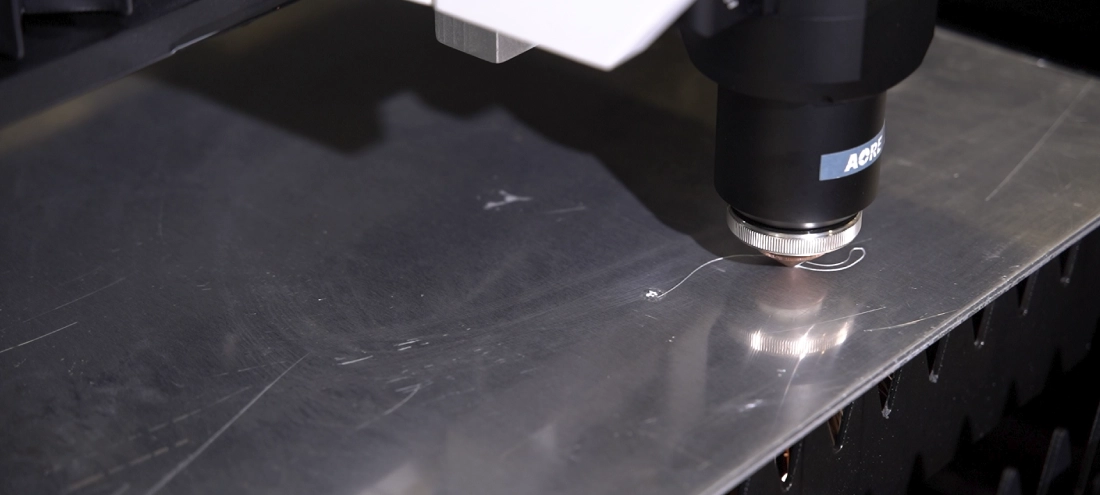Stainless Steel Cutting.webp Stainless Steel Cutting.webp