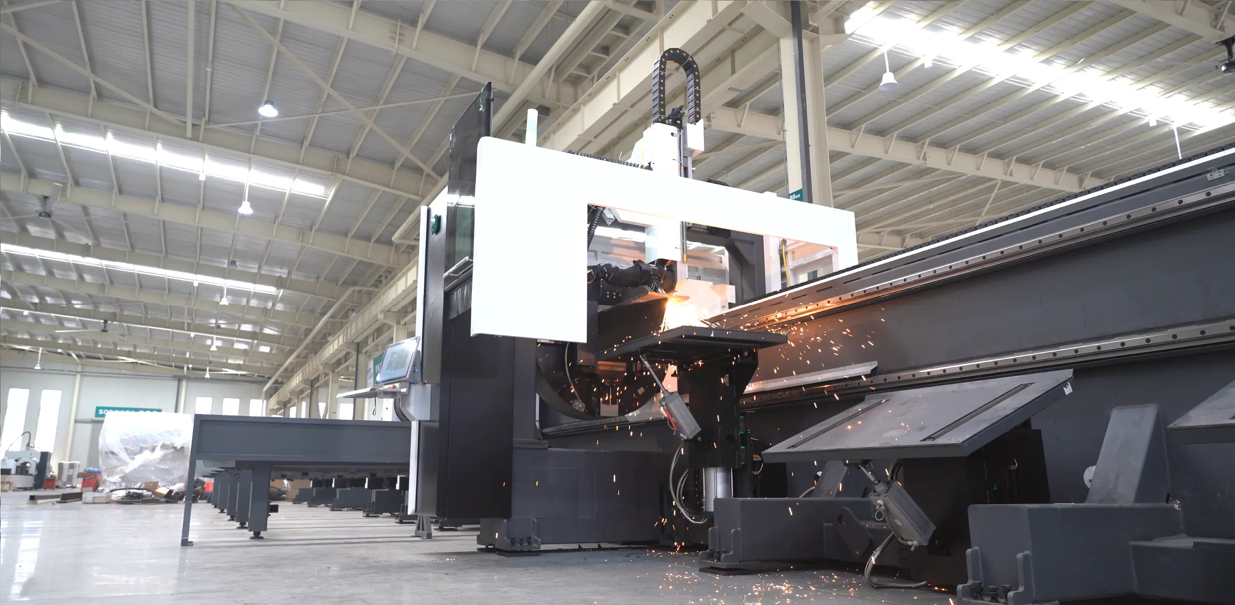 Fiber Laser Tube Cutting Machine Guide (3).webp